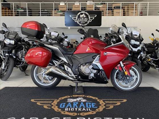 HONDA VFR 1200F 